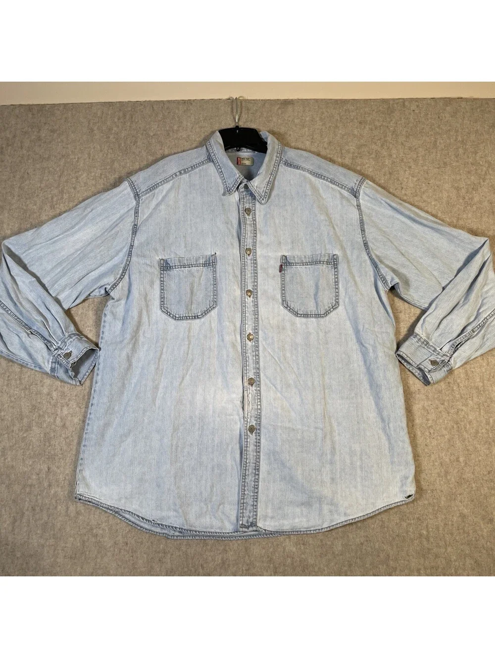 Levis Denim Shirt XL Light Wash Blue Red Tab Western Rodeo Cowboy Distressed